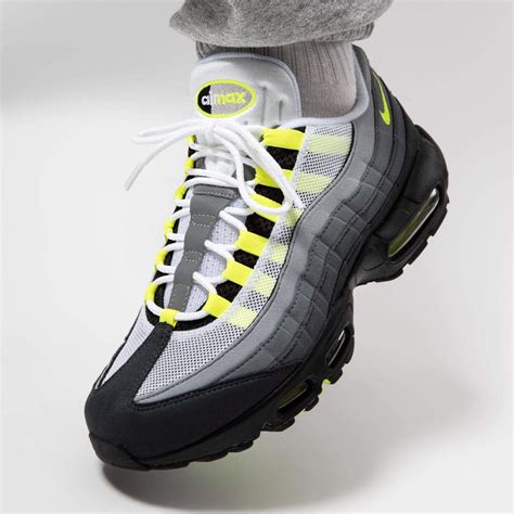 nike air max neon gelb|nike 95 og neon 2020.